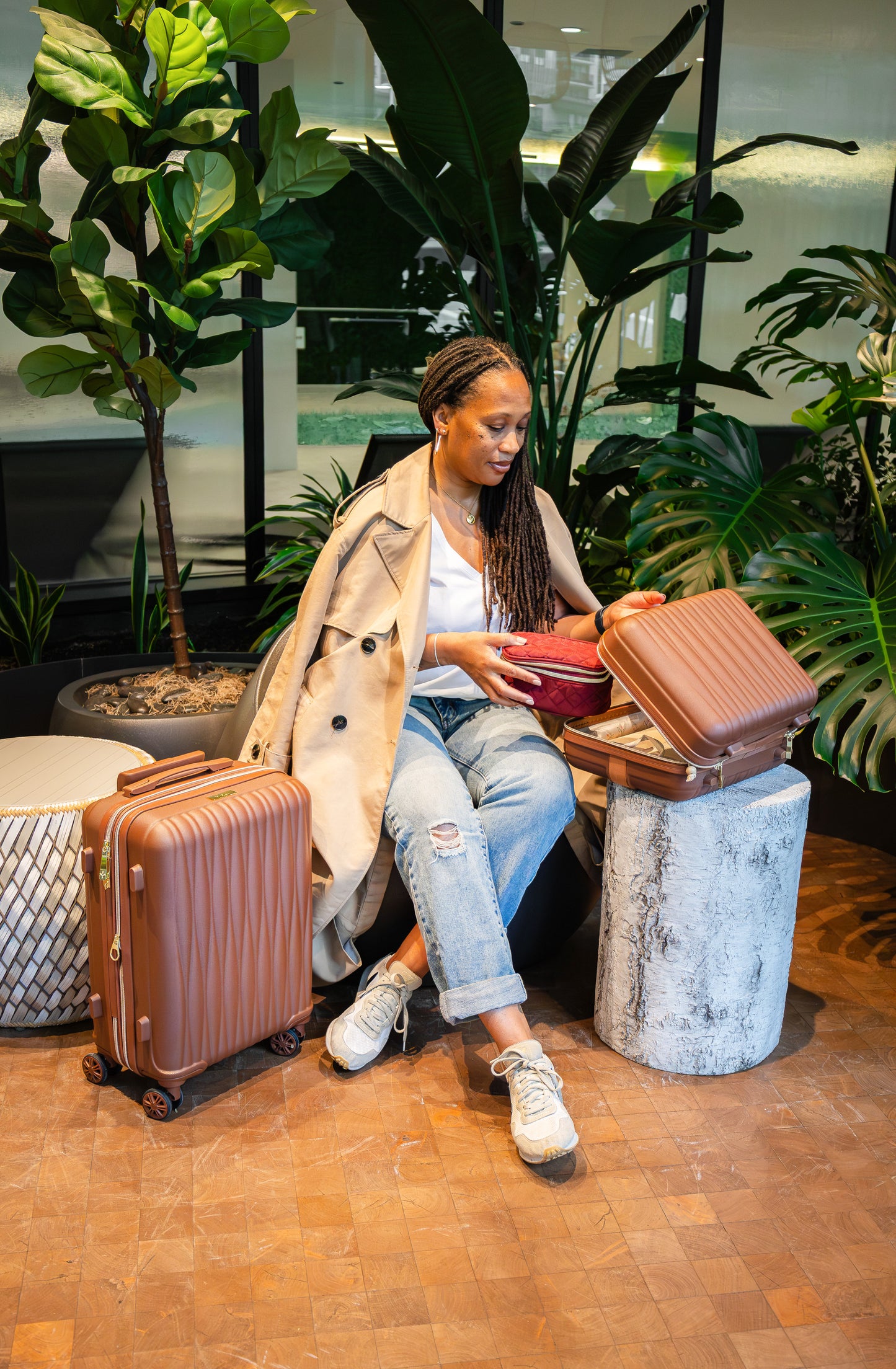Ms. Jetsetter 2-Piece Expandable Luggage Set with Bonus Shoe Bag & 3-Piece Packing Cube Set