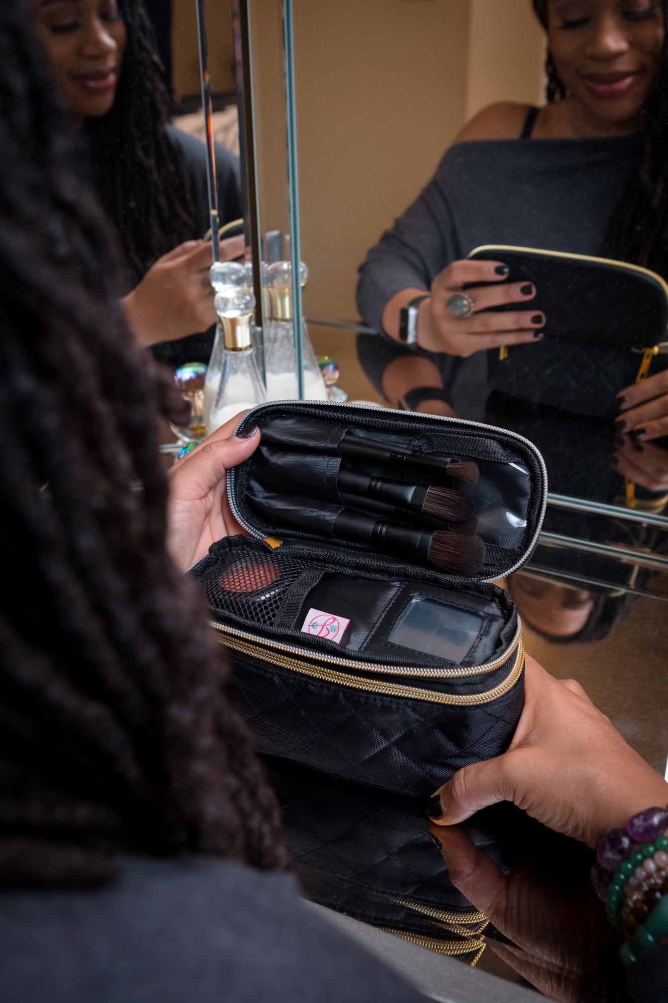 Travel Makeup Case with Mirror Black