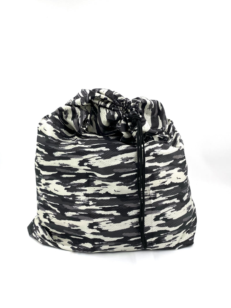 Travel Laundry Bag | Black, White, & Gray
